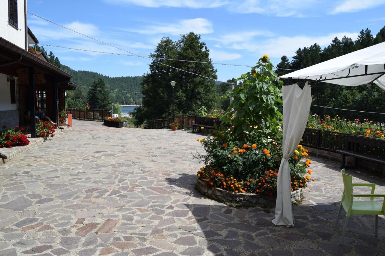 Hotel Lo Sciatore Cotronei Εξωτερικό φωτογραφία