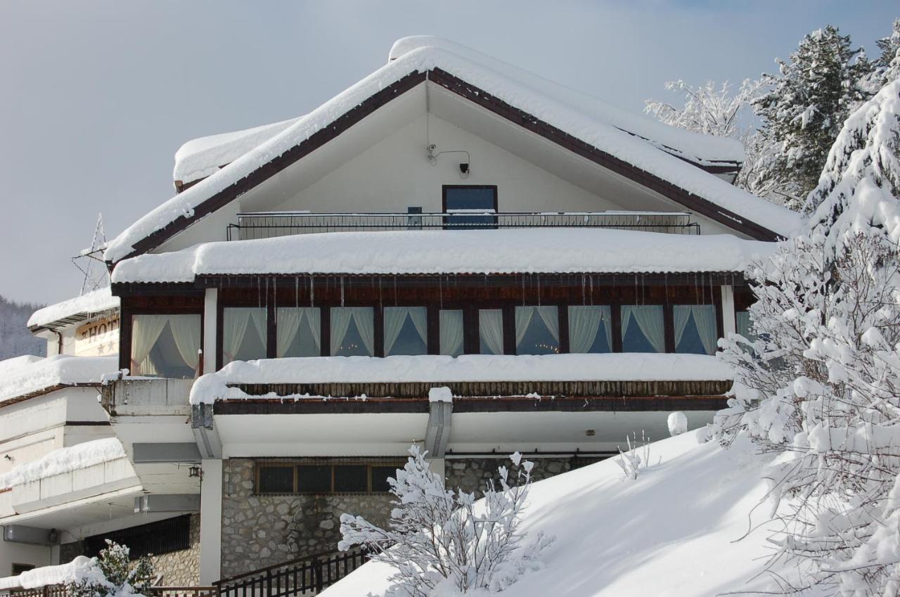 Hotel Lo Sciatore Cotronei Εξωτερικό φωτογραφία