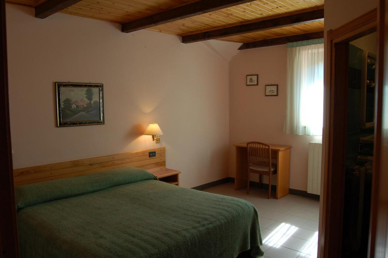 Hotel Lo Sciatore Cotronei Εξωτερικό φωτογραφία